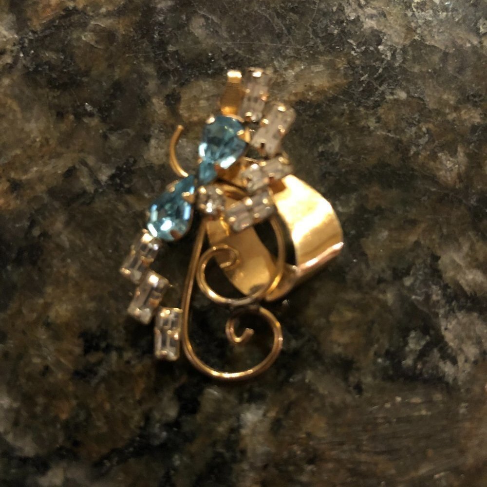 Vintage Star Art Pin 1/20 12 Karat Gold Filled Brooch